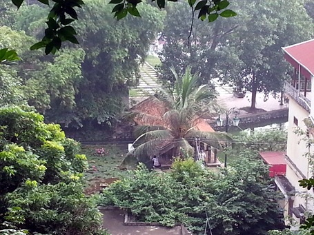 Một thoáng Chùa Thầy - 5 Chùa Thầy với vẻ đẹp thơ mộng mang đậm văn hóa tín ngưỡng cùng kiến trúc độc đáo.