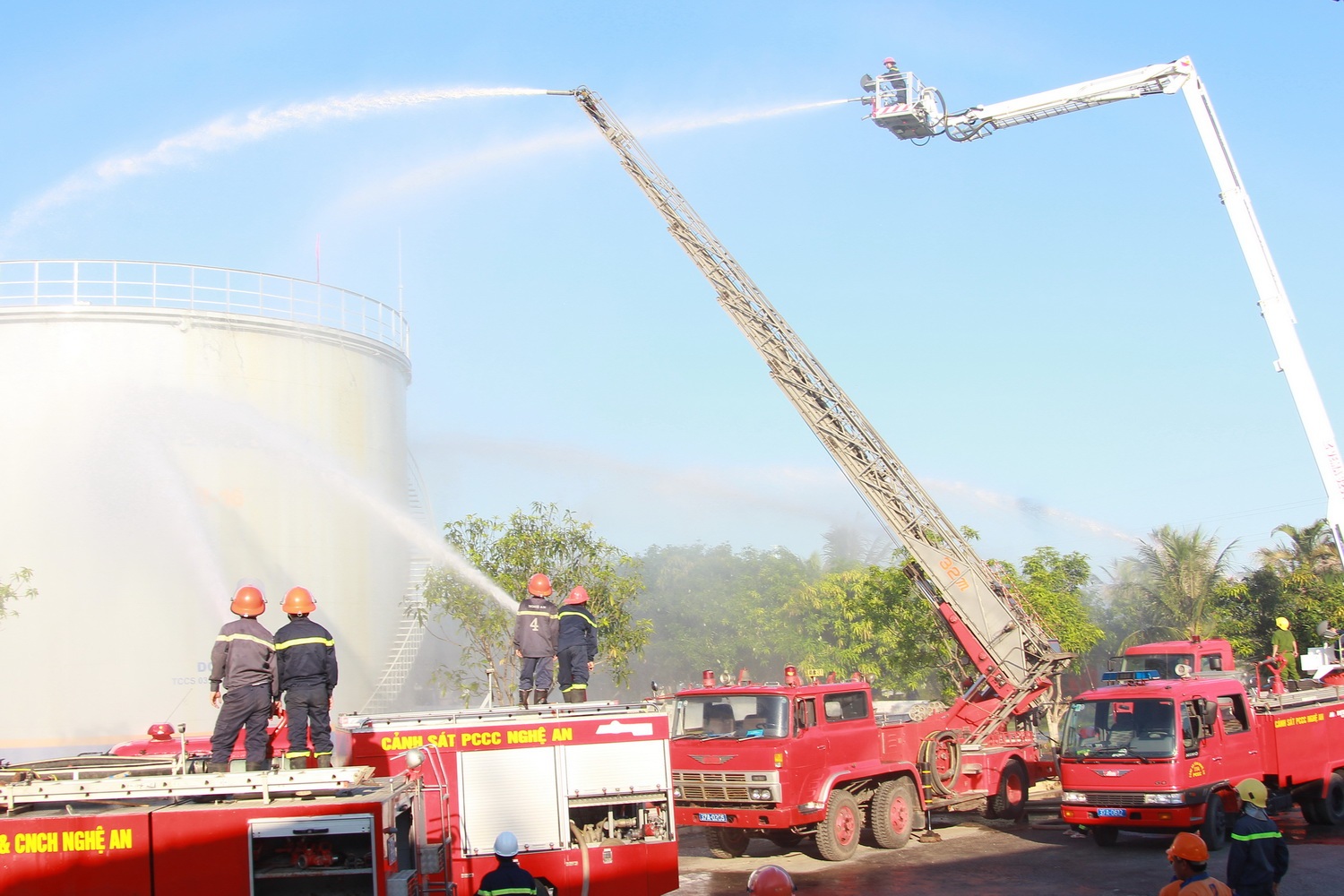 Các bài tập tình huống giúp các chiến sỹ PCCC trang bị kiến thức và kinh nghiệm cho công việc lâu dài.