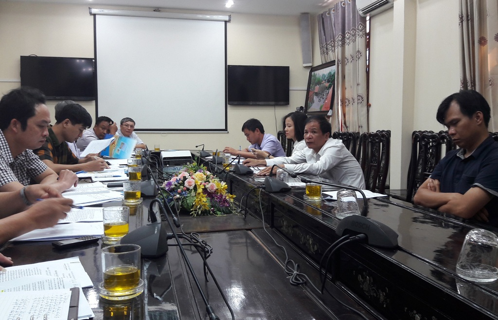 "Khách sạn Thái Bình Dương ứng xử chưa chuyên nghiệp" - 1 Các bên liên quan làm việc tại Sở Văn hóa - Thể thao - Du lịch Nghệ An sáng ngày 13/7.