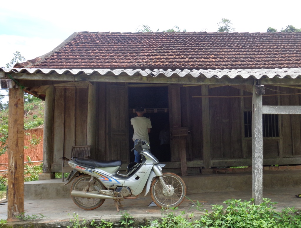 Bảo vệ lâm trường bị truy sát trong đêm - 1 Trạm bảo vệ rừng Khe Bàn - nơi xảy ra sự việc (ảnh Lê Hoàn).