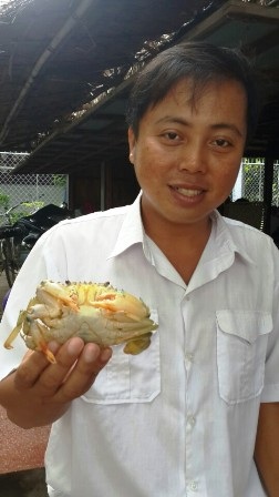 Ngư dân bắt được cua “siêu dị” có 3 càng - 4 Ngư dân bắt được cua “siêu dị” có 3 càng - 4