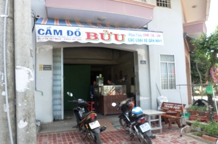 Tiệm cầm đồ nơi xảy ra vụ việc