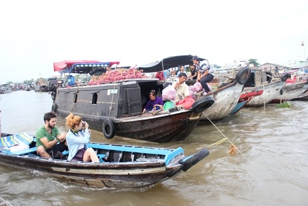 Ngắm chợ nổi Cái Răng ngày giáp Tết - 3