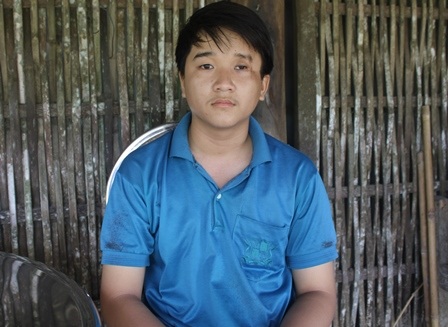 Cậu học trò nghèo bị ung thư mắt chắc suất vào đại học - 1