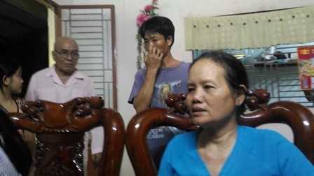 Nghi phạm sát hại cha vợ từng tự tử - 2 Bà Hoàng kể lại sự việc