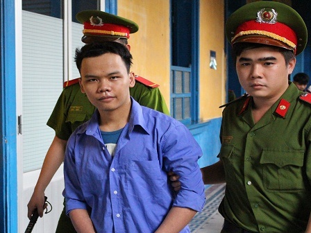 Tử hình kẻ giết bạn rồi đem xác vứt xuống sông - 1 Kẻ giết người máu lạnh bình thản nhận án tử hình