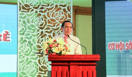 Nhà cho người trẻ: Vợ chồng son thiếu chốn riêng tư - 2 Ông Lê Hoàng Châu cho rằng, Đoàn TNCS Hồ Chí Minh cần có ý kiến đề xuất để Chính phủ ra nghị quyết về nhà ở cho người trẻ