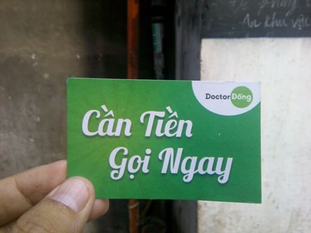TS. Nguyễn Trí Hiếu: Coi chừng “bẫy” tín dụng đen - 1 Những tổ chức tín dụng cho vay dễ dãi luôn rình rập rủi ro cho người tiêu dùng