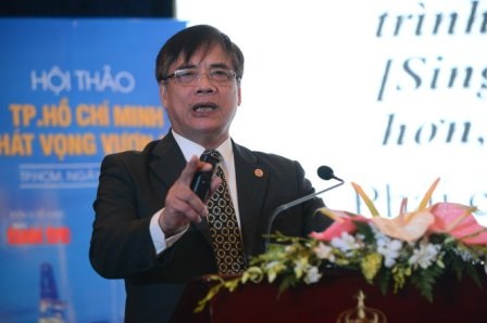 TPHCM mới chỉ là “toa tàu” chứ chưa là “đầu tàu” kinh tế - 1 PGS.TS Trần Đình Thiên cho rằng, TPHCM mới chỉ là “toa tàu” chứ chưa là “đầu tàu” kinh tế