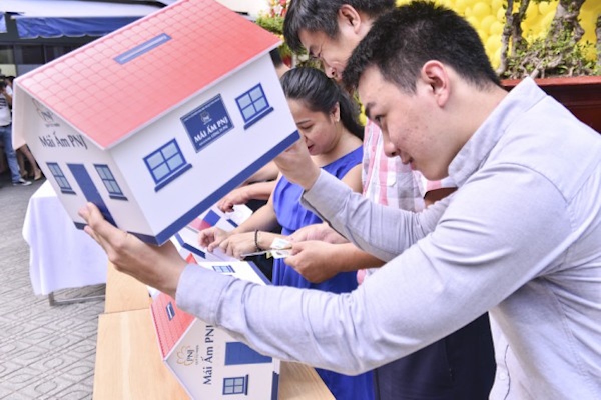 Mới nửa năm 2016, lợi nhuận trước thuế PNJ tăng 116% - 2 Chương trình Mái ấm PNJ thiết thực và đầy ý nghĩa nhân văn