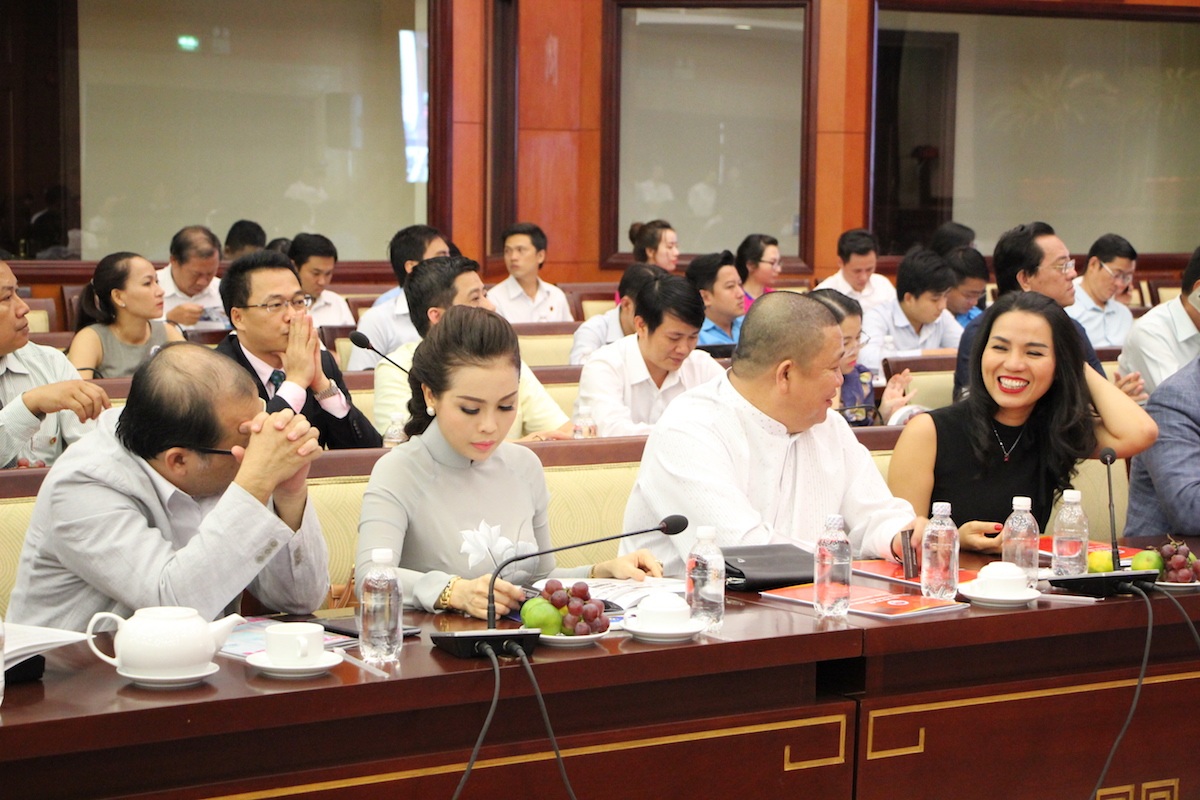 Nhiều doanh nhân trẻ mong muốn được thế hệ doanh nhân đi trước dìu dắt