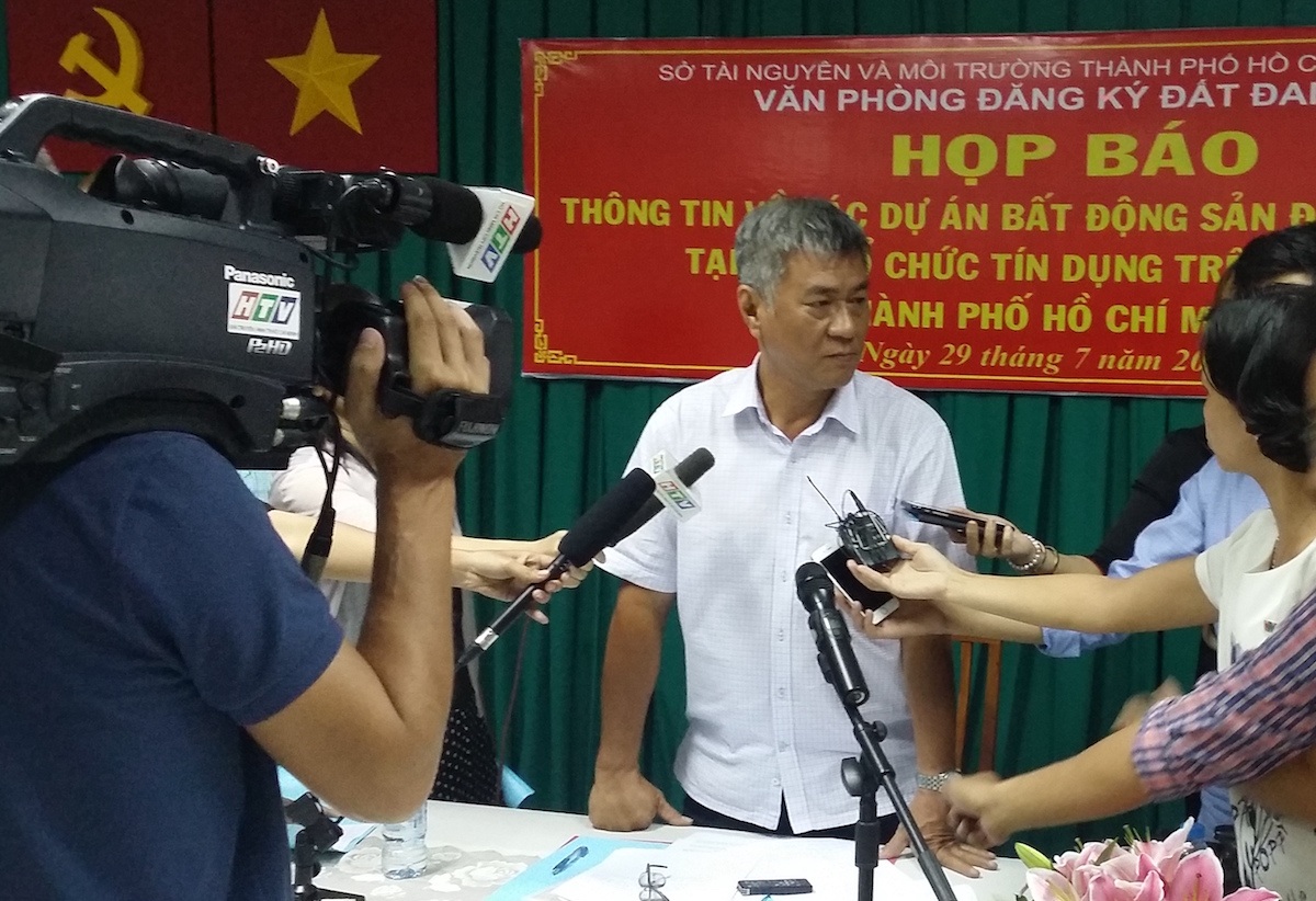 Vì sao phải công bố 77 dự án "cắm" ngân hàng? - 2 TPHCM sẽ tiếp tục công bố các dự án cắm ngân hàng?
