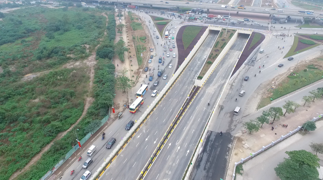 Đây được xem là công trình có yếu tố kỹ thuật phức tạp, vừa thi công vừa đảm bảo giao thông giữa trung tâm thủ đô Hà Nội.