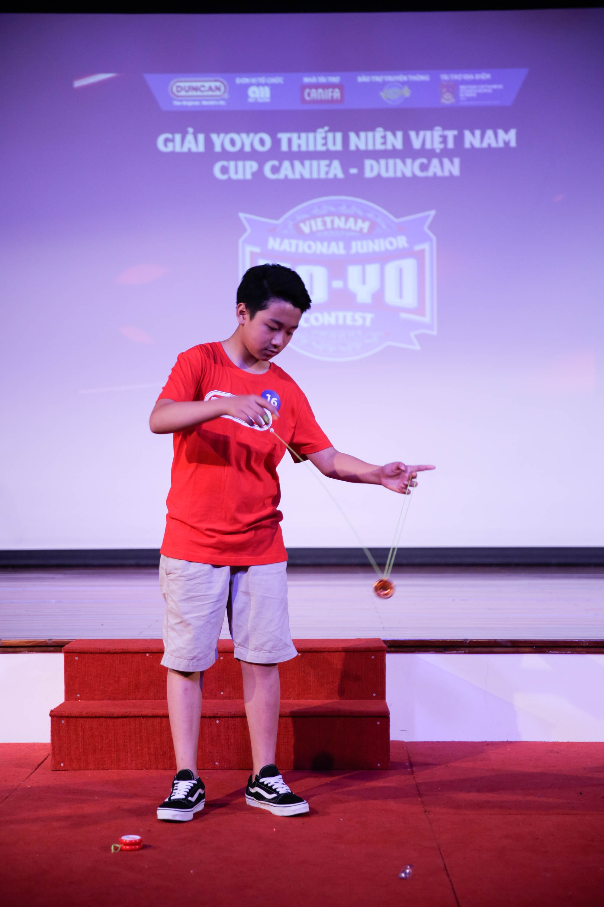 Ấn tượng với chung kết giải đấu YoYo thiếu niên cup CANIFA - DUNCAN - 8 Cuộc thi diễn ra vô cùng gay cấn với những màn trình diễn ấn tượng của các thí sinh nhí