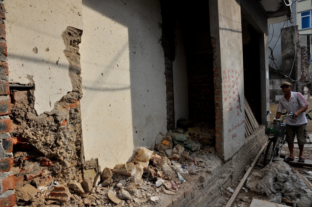 
Chiều sâu ngôi nhà này không đủ diện tích để kê một chiếc giường.
