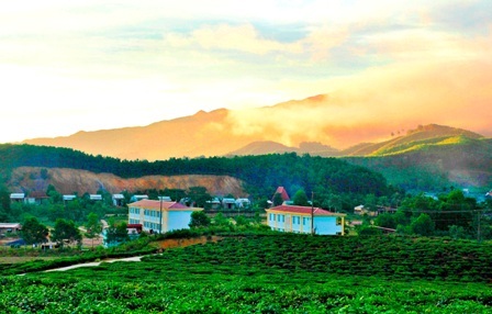 Du khách từ TP Đà Nẵng lên. nhất là dân phượt rất thích nơi này