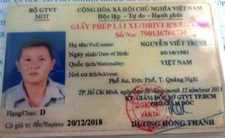 Phát hiện tài xế dùng giấy phép lái xe “giả như thật” - 2
Giấy phép lái xe giả của tài xế Trình