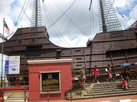 Khu trưng bày những thuyền buôn của người Hà Lan