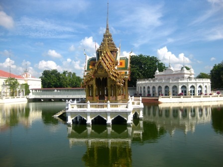 Cung điện lộng lẫy Bang Pa-in