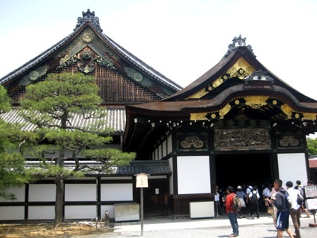 Hoàng cung Kyoto - địa điểm không thể bỏ qua khi đến Nhật Bản - 1