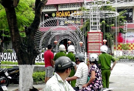 Đám cháy bên trong khách sạn Hoàng Long đã được dập tắt