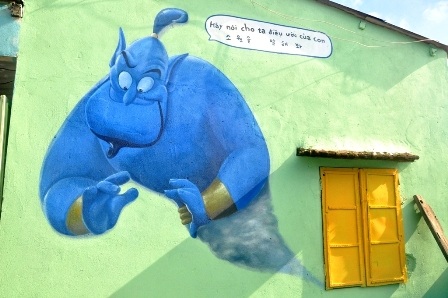 “Làng bích họa” góp phần vào phát triển văn hóa du lịch ở địa phương - 7