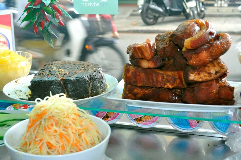 Sự cộng hưởng của mùi vị cùng con người đã tạo nên sự khó quên nơi đây