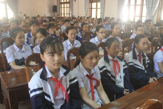 Quảng Trị: Tuyên dương 147 học sinh đạt giải học sinh Giỏi cấp tỉnh và Quốc gia - 3