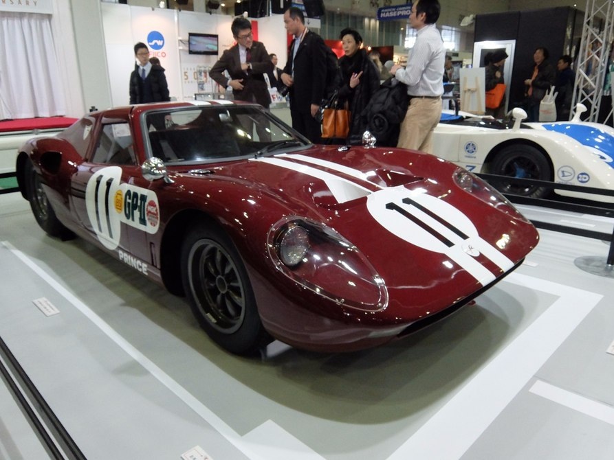 Những chiếc xe độ ấn tượng tại Tokyo Auto Salon 2016 - 14 Tokyo Auto Salon 2016 chứng kiến một huyền thoại của quá khứ - chiếc Nissan Prince R380A-1 từ những năm 1966.
