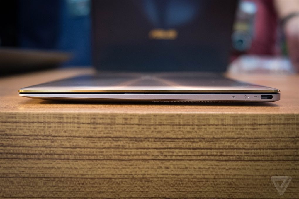 So sánh laptop mỏng nhất thế giới của Asus với Macbook mới nhất của Apple - 5