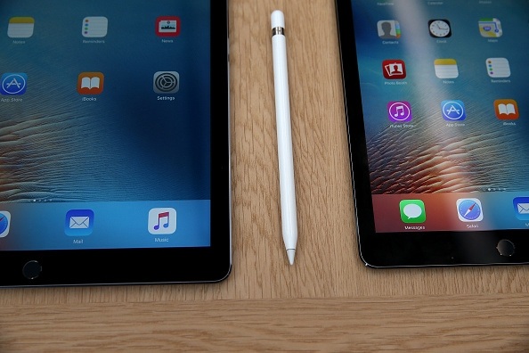 Apple tung đòn "tổng lực" vào năm 2017 với 3 mẫu iPad mới? - 2 Apple tung đòn "tổng lực" vào năm 2017 với 3 mẫu iPad mới? - 2