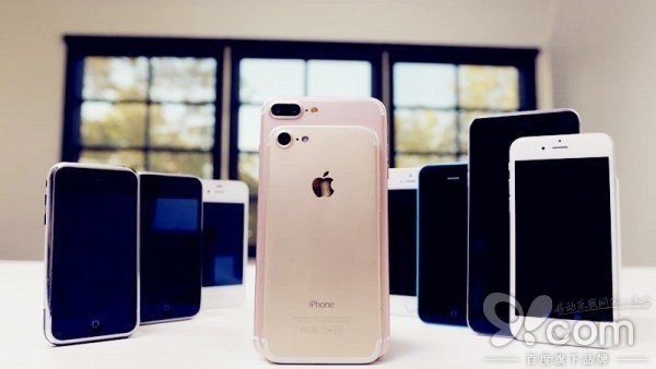 Apple chính thức chốt ngày ra mắt iPhone mới - 3 Hình ảnh của nguyên mẫu iPhone 7/7 Plus được xây dựng dựa trên các tin đồn