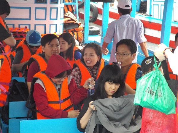 Du lịch biển, đảo “hút” khách ngày đầu Tết Dương lịch - 5