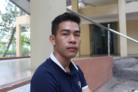 Anh Tuấn, em trai chị Th. kể lại sự việc kinh hoàng - Ảnh: Viết Hảo