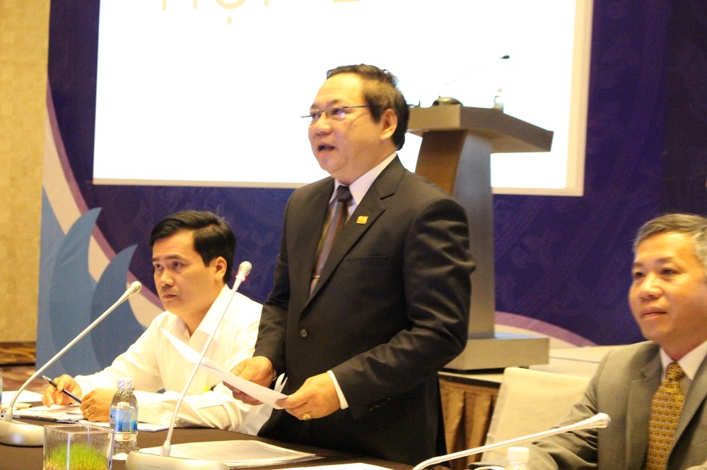 PGS.TS. Phạm Đăng Phước, Hiệu trưởng Đại học Phạm Văn Đồng trả lời câu hỏi của phóng viên - Ảnh: Viết Hảo