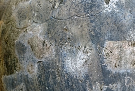 Tượng voi trong lăng vua Lê Thái Tổ bị viết, vẽ bậy - 8