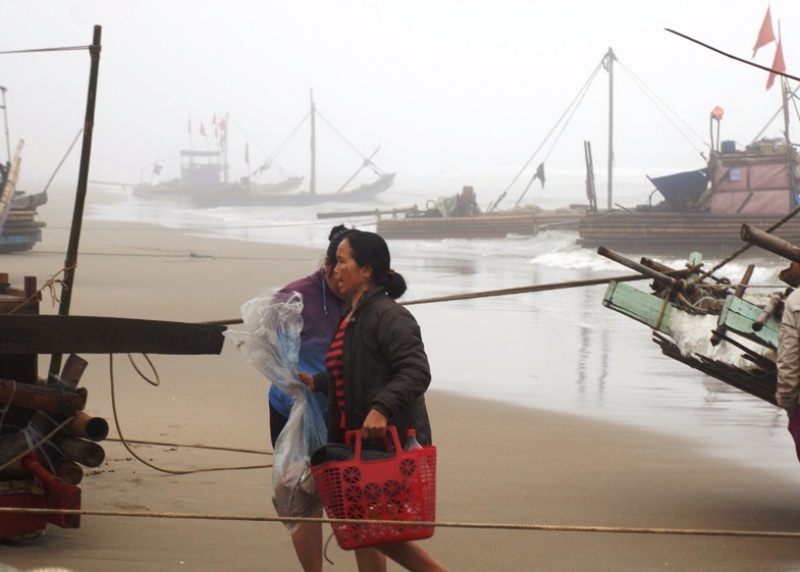 Việc neo đậu tàu thuyền trong phạm vi quy hoạch, chỉnh trang lại phương tiện phải đảm bảo mỹ quan. 