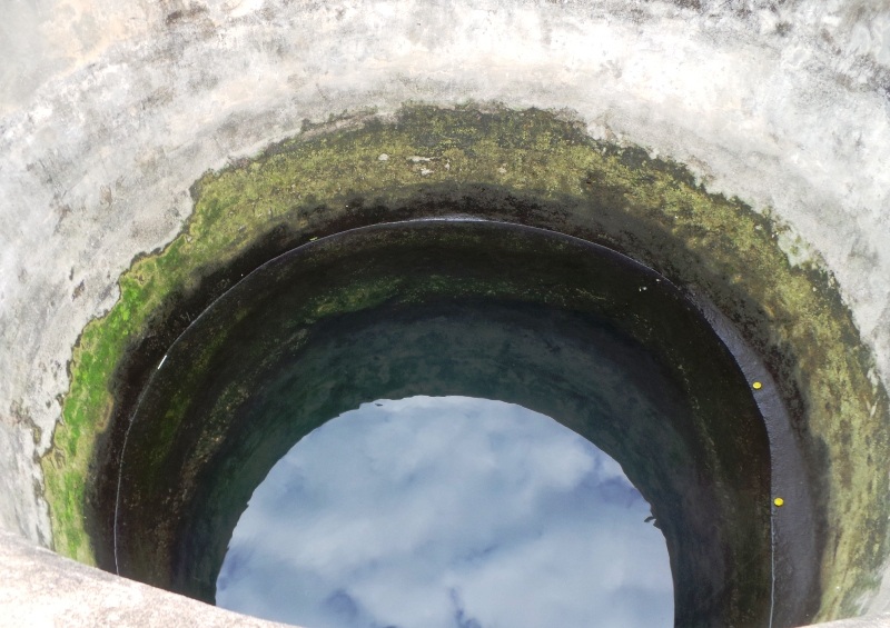 Giếng tiên nằm trong quần thể khu di tích