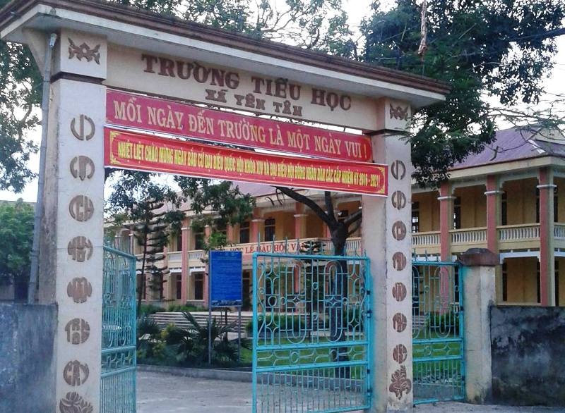 Thanh Hóa: Thêm 641 giáo viên, nhân viên có nguy cơ "ra đường" - 1
Trường Tiểu học Yên Tâm có 11 giáo viên, nhân viên hành chính thuộc diện hợp đồng.
