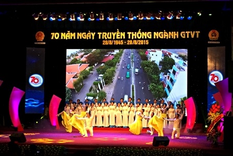 Lắng đọng Hội diễn nghệ thuật quần chúng ngành Giao thông Vận tải - 5 image (6).jpg