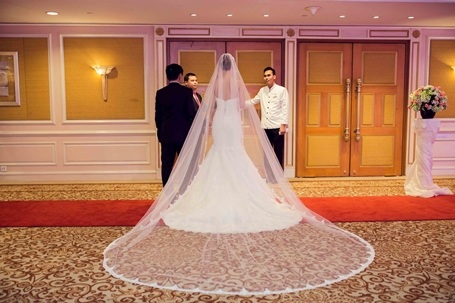 Những chiếc váy cưới đình đám của sao Việt năm 2015 - 9 Những chiếc váy cưới đình đám của sao Việt năm 2015 - 9