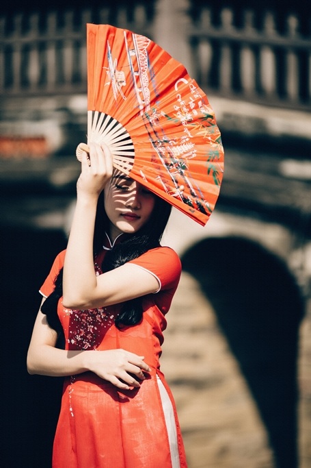 "Bạn gái màn ảnh" của Sơn Tùng MTP rạng rỡ xuống phố xuân - 3 "Bạn gái màn ảnh" của Sơn Tùng MTP rạng rỡ xuống phố xuân - 3