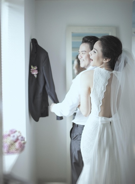 Những câu nói ngôn tình "đốn" tim của sao Việt - 7
Người mẫu Trang Nhung dành cho ông xã những lời chân thành: “Chúng ta có duyên với nhau để trở thành một gia đình, vì thế hãy yêu thương, trân trọng từng giây phút được bên nhau, vì dù muốn hay không kiếp sau chúng ta cũng không thể gặp lại nhau”.