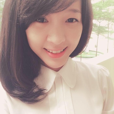Ngắm dung nhan như nữ sinh trung học của vợ Nam Cường - 4 Ngắm dung nhan như nữ sinh trung học của vợ Nam Cường - 4