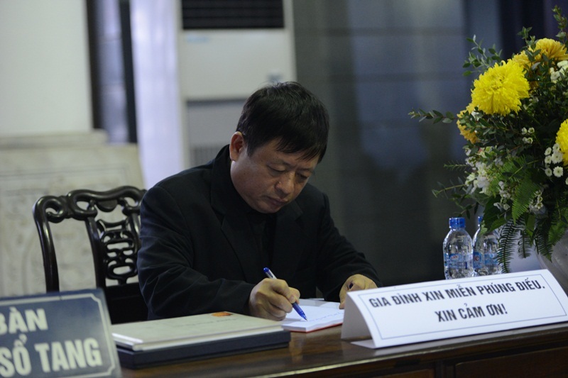 Nhạc sĩ Đỗ Hồng Quân là Trưởng Ban tổ chức lễ tang nhạc sĩ Thanh Tùng.