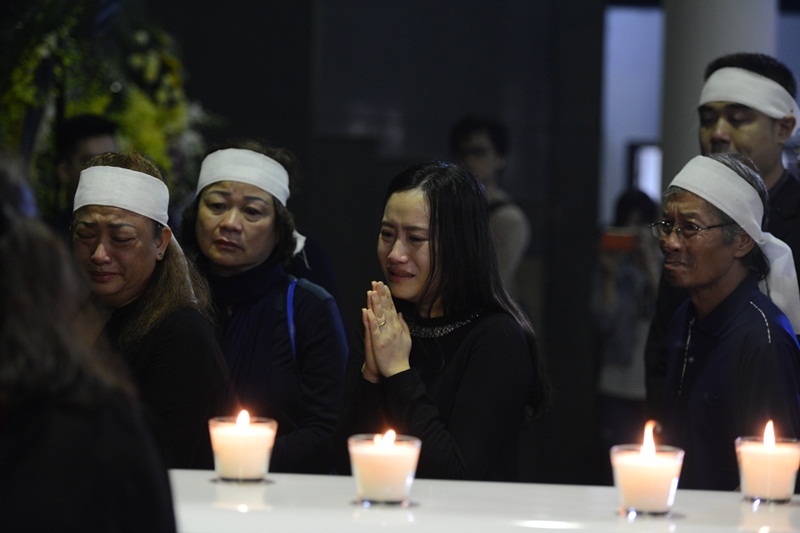 Những hình ảnh xúc động trong lễ tang.