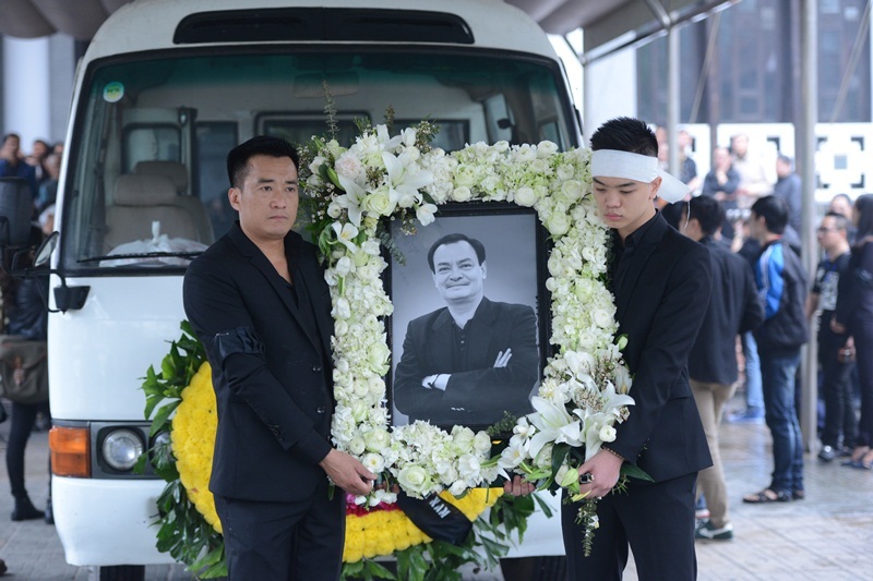 Nhạc sĩ Thanh Tùng ra đi để lại nhiều tiếc thương cho người thân, bạn bè và khán giả hâm mộ.