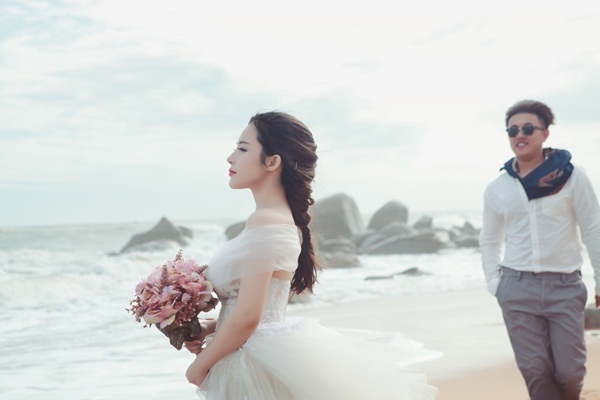 Cặp đôi 9X từng tỏ tình gây “bão” tung ảnh cưới lãng mạn - 7 Cặp đôi 9X từng tỏ tình gây “bão” tung ảnh cưới lãng mạn - 7