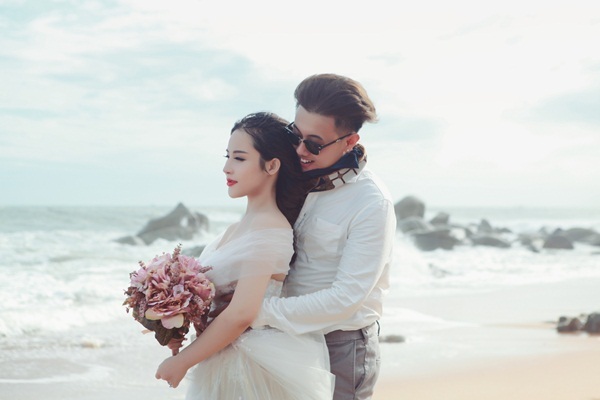 Cặp đôi 9X từng tỏ tình gây “bão” tung ảnh cưới lãng mạn - 8 Cặp đôi 9X từng tỏ tình gây “bão” tung ảnh cưới lãng mạn - 8