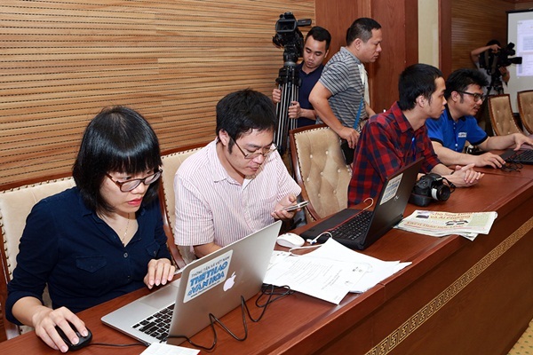 Sơn Tùng M-TP tích cực tập luyện trước lễ trao giải Cống hiến - 4